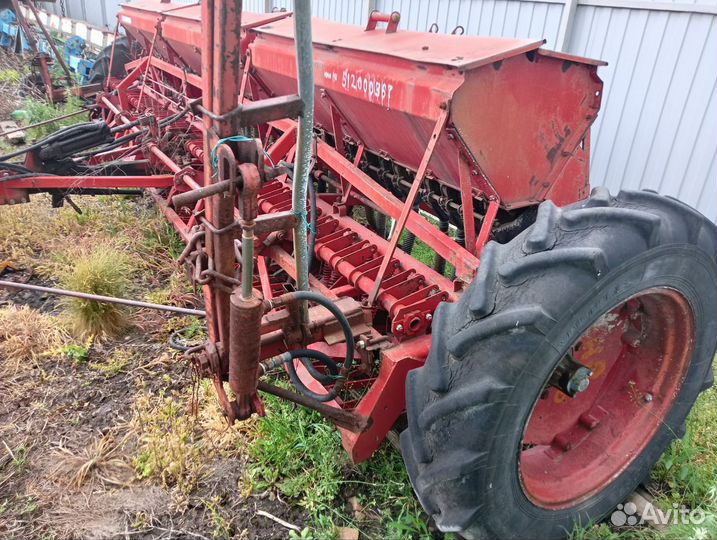 Сеялка Белинсксельмаш СЗ-5,4, 1996