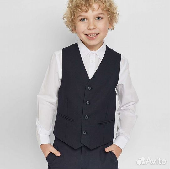 Новый школьный костюм. Р. 122