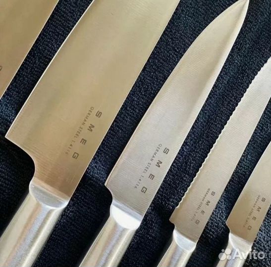 Набор кухонных ножей с подставкой smeg