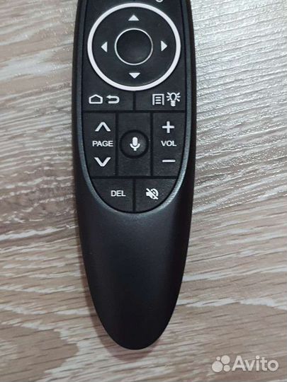 Пульт с гироскопом, голосом и подсветкой