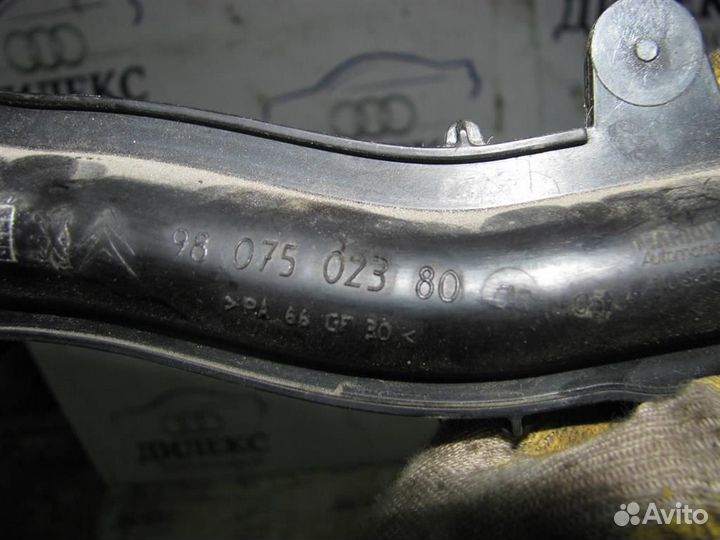 Трубка системы охлаждения Peugeot 308 2016