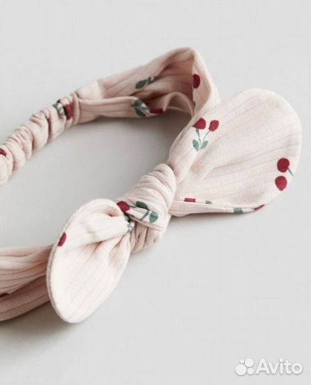 Костюмчик и сарафан на девочку 92