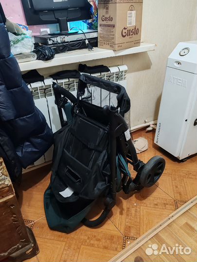 Коляска прогулочная