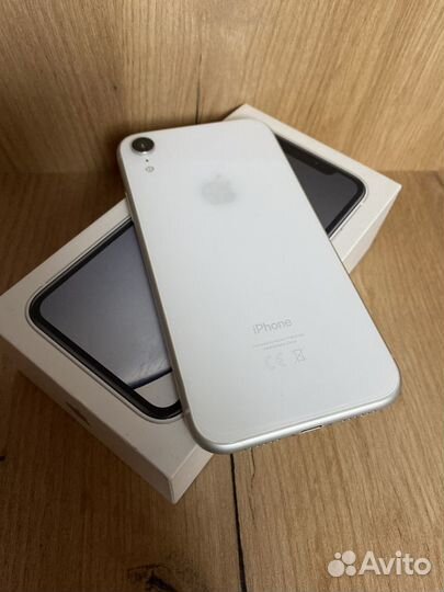 iPhone Xr, 64 ГБ