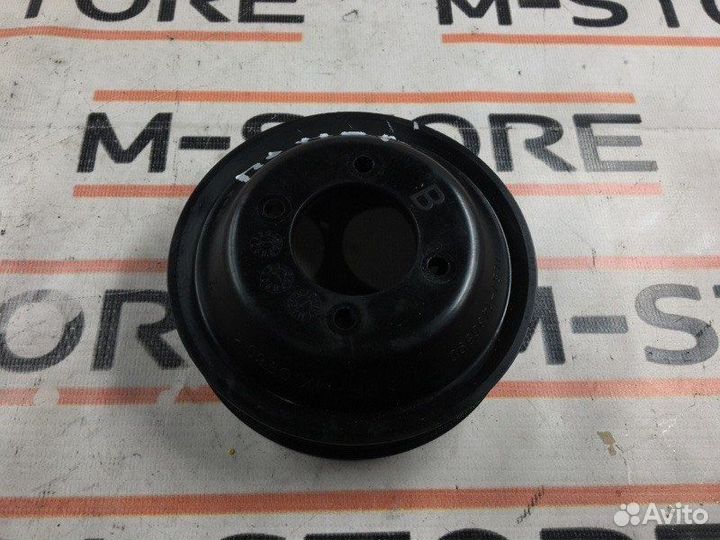 Шкив помпы Bmw X5 E53 M54B30 2005