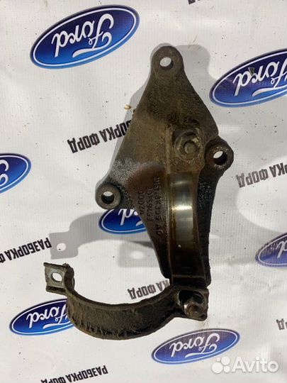 Кронштейн привода Ford Focus 2 седан хэтчбэк