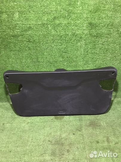 Обшивка крышки двери багажника Hyundai Creta