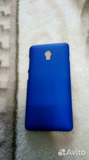 Бампер для телефона