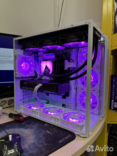 Новый игровой пк i7-12700F RTX4070Ti 32gb озу Wi-F