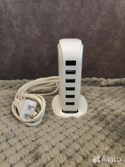 Адаптер зарядный под разъёмы USB новый