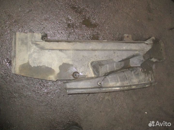 Накладка порога правая Mercedes-Benz A9736842318