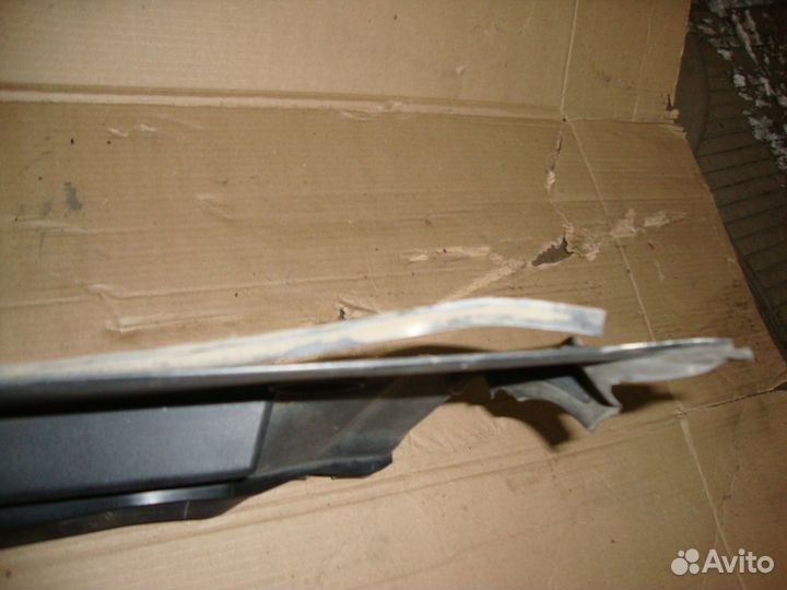 Решетка стеклоочистителей Ford Focus 2 2005-2011