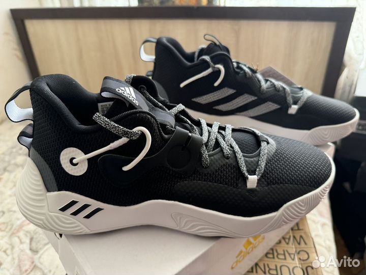 Кроссовки для баскетбола Adidas harden Stepback 3