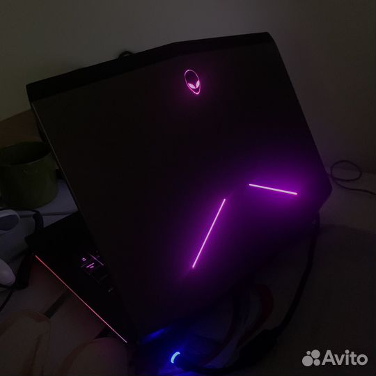 Игровой ноутбук Dell Alienware 14