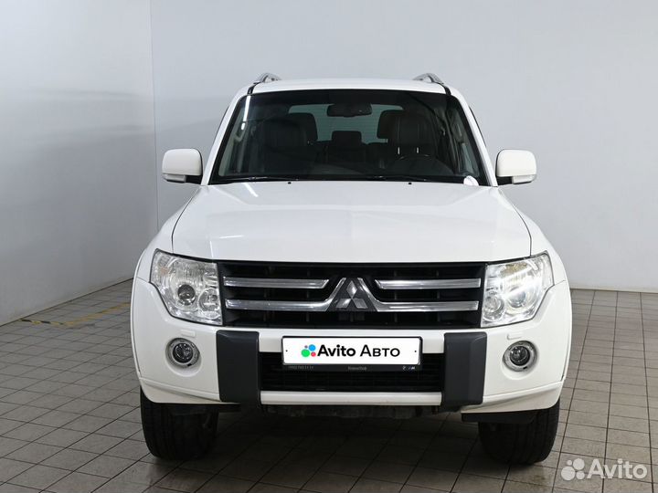 Mitsubishi Pajero 3.2 AT, 2011, 124 205 км