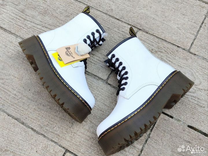 Зимние кожаные ботинки Dr. Martens c натурал мехом