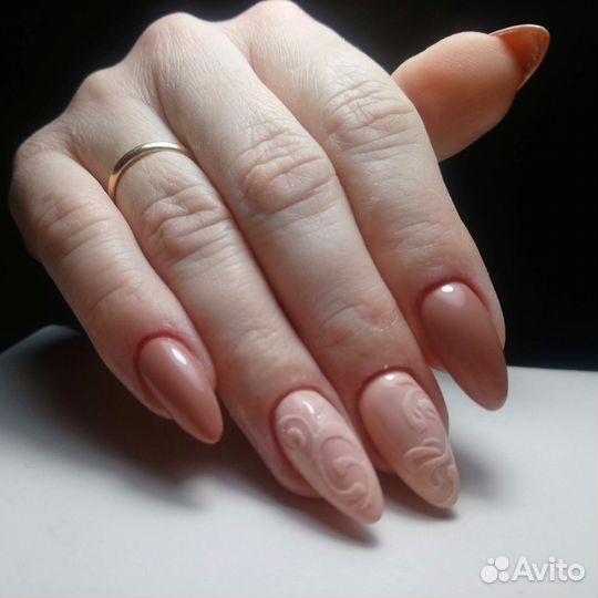 Наращивание ногтей
