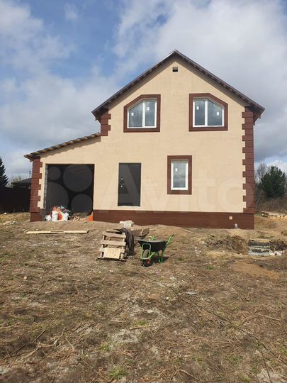 Коттедж 130 м² на участке 10 сот.