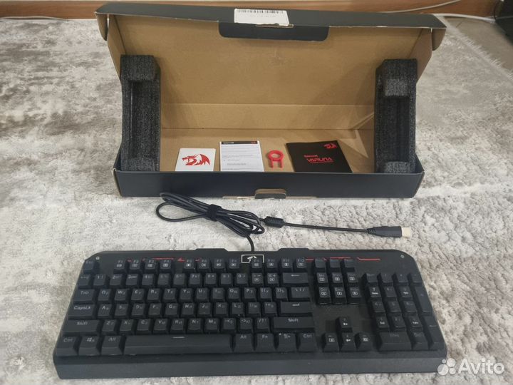 Игровая клавиатура Redragon Varuna