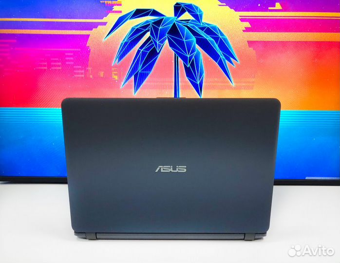 Ноутбук Asus на Intel с SSD с гарантией