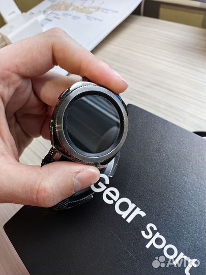 Часы samsung gear Sport