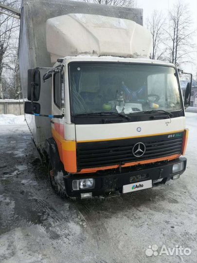 Mercedes-Benz 814, 1996