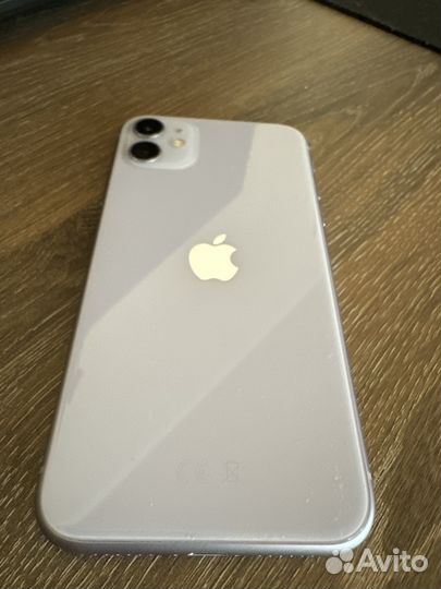 iPhone 11, 64 ГБ