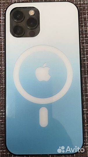 Чехол на iPhone 12