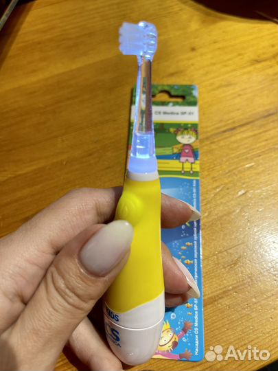 Зубная щетка электрическая CS Medica SonicPulsar