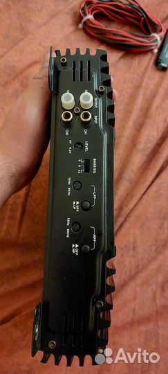 Автомобильный усилитель звука бу