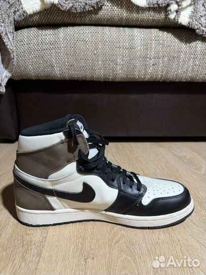 Nike air jordan 1 mid