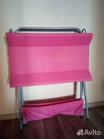 Пеленальный столик