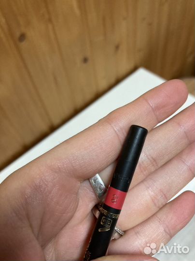 Карандаш для губ chanel