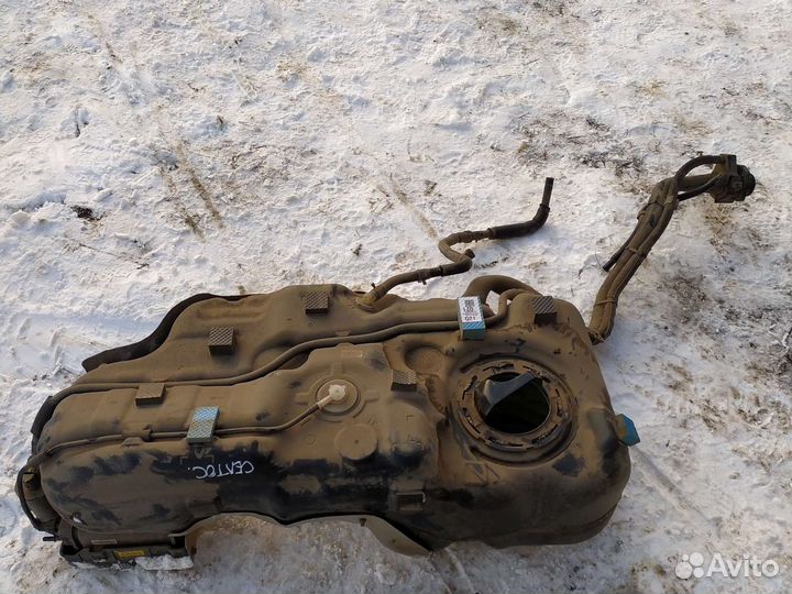 Топливный бак KIA seltus