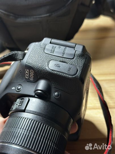 Canon EOS 600D Kit (300+Отзывов)