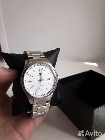 Часы tommy hilfiger