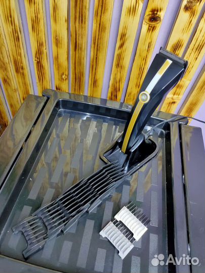 Машинка для стрижки волос профессиональная Ermila