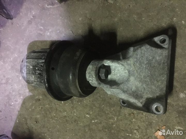 Кронштейн Lexus 3grfe