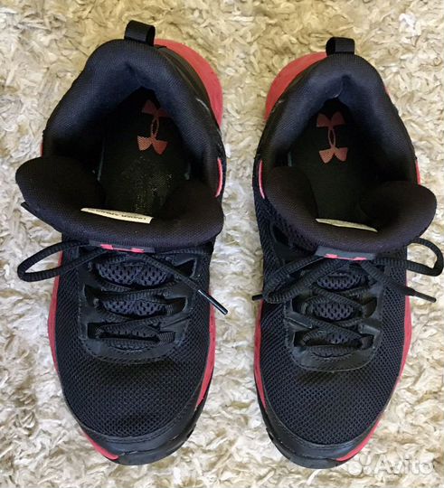 Кроссовки Under Armour BGS Jet 36 размер (37,5 EU)