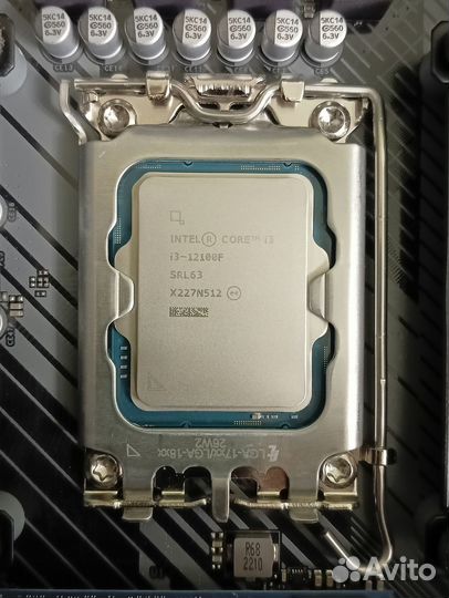 Процессор Intel Core i3-12100