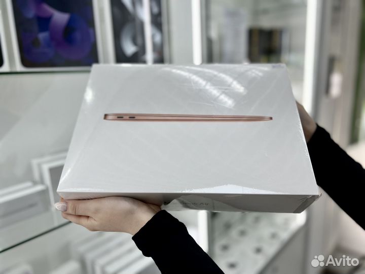 Ноутбук Apple MacBook Air 13 M1 (2020) Gold