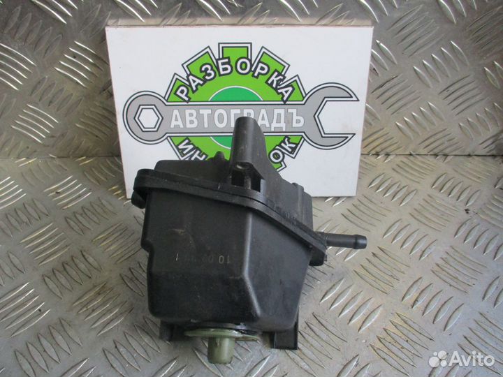 Бачок гур Volkswagen Golf 4 1998г