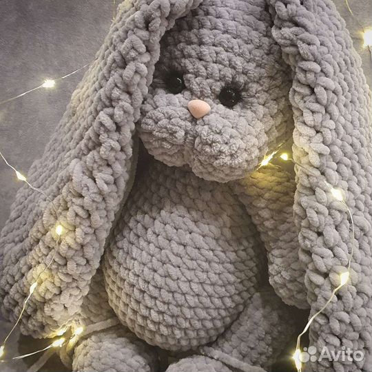 Вязаные игрушки зайка