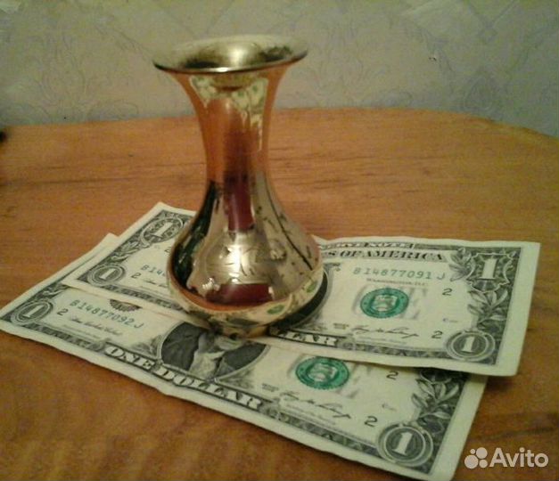 Декоративная ваза (Золотая латунь), Индия