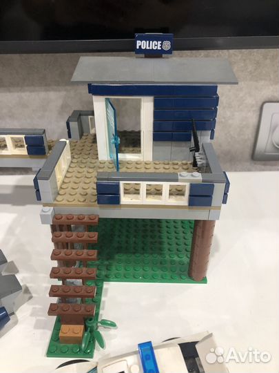 Lego city полицейский участок