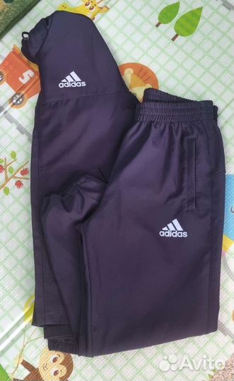 Спортивный костюм женский