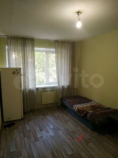 Комната 14,8 м² в 3-к., 2/5 эт.