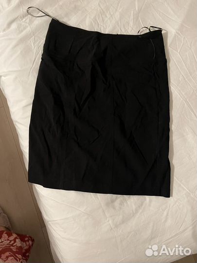Юбка женская черная 44