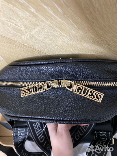 Рюкзак женский Guess