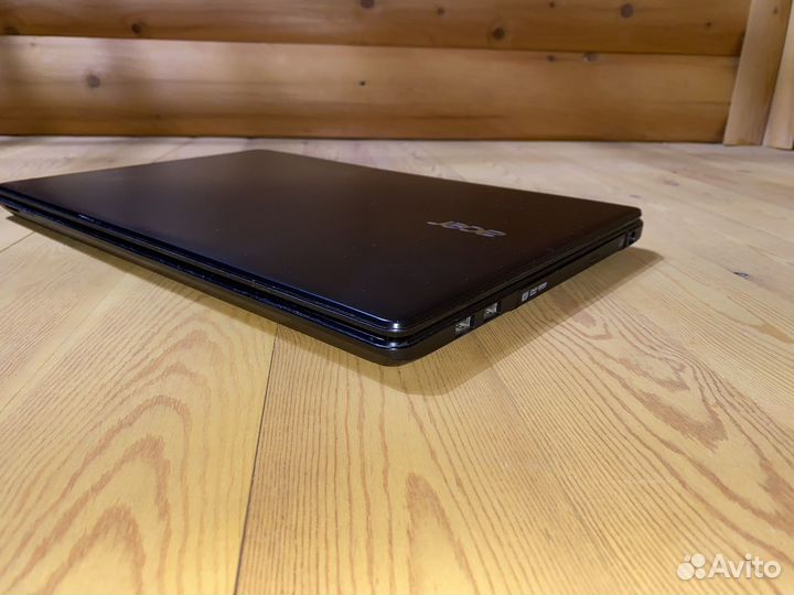 Игровой ноутбук Acer/2видеокарты/4ядра/8gb/ssd